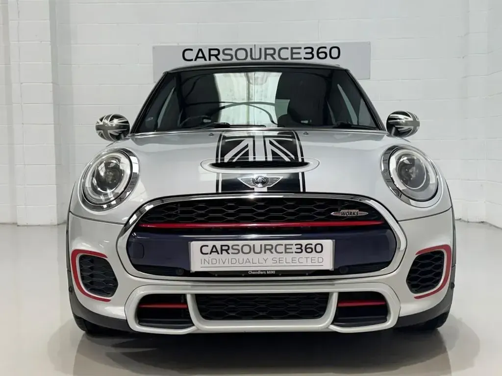 Used Mini John Cooper Works Hatch 231 HP (169 kW) 2016 Silver Hatchback