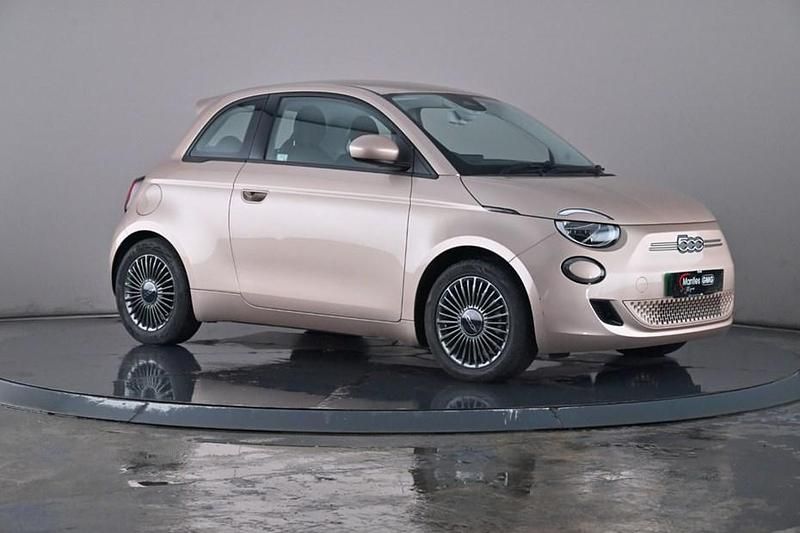 Used 2022 Fiat 500e Star Hatchback | £12,195 (Fair price) - Image 1/1