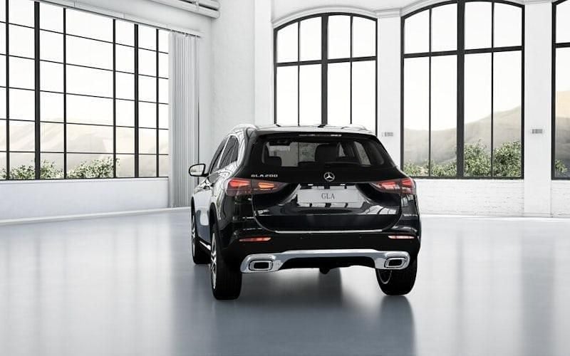New Mercedes GLA200 Executive 163 HP (119 kW) 2026 SUV