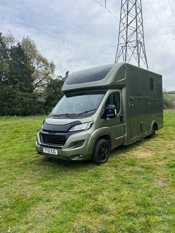 White Used 2020 Citroën Relay Van | £29,995 - Image 1/4