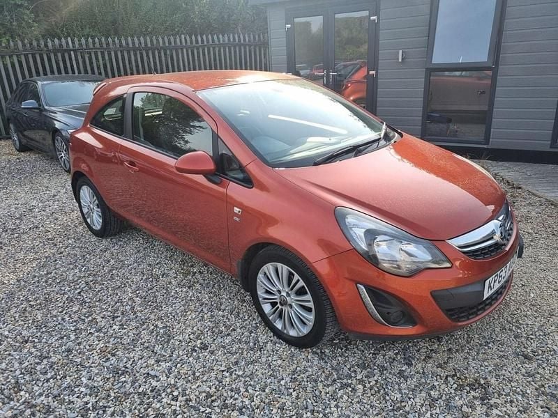 Red Used 2013 Vauxhall Corsa Hatchback | £3,675 (Fair price) - Image 1/4
