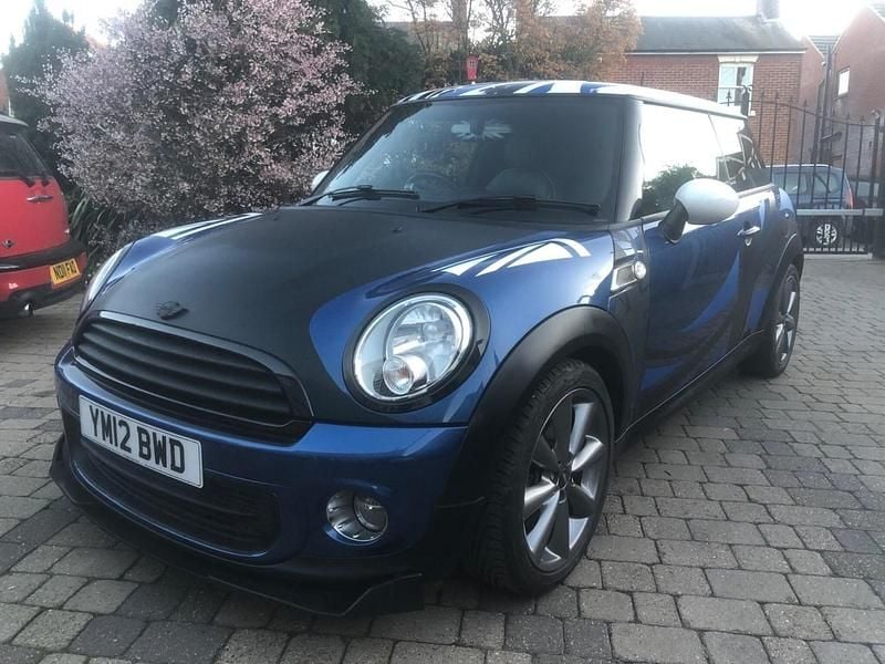 Begagnad Mini Cooper Hatch 2012 Blå Halvkombi