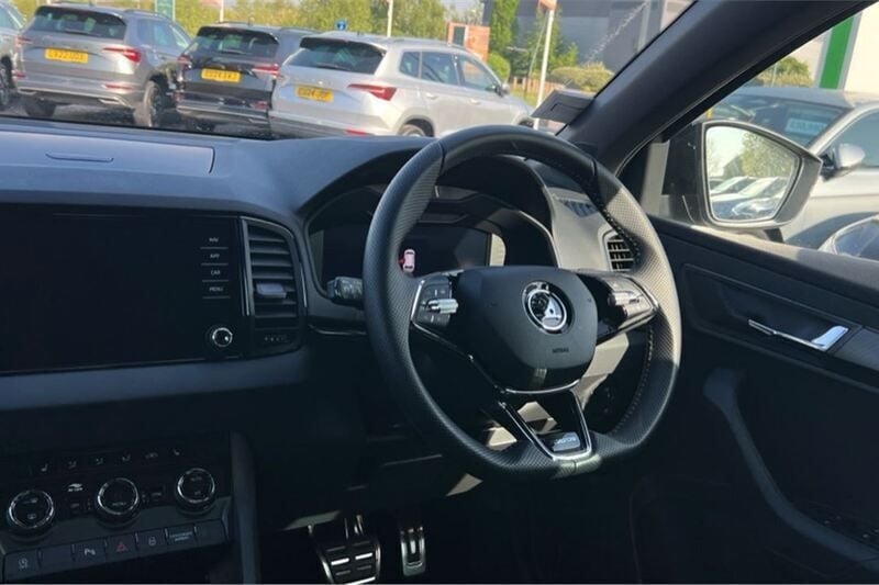Image 2/4
