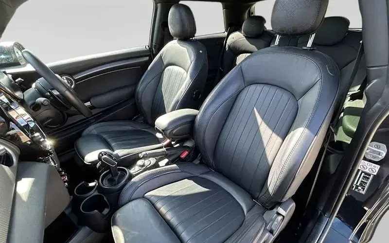 Used Mini Cooper S Exclusive 178 HP (130 kW) 2024 Black Hatchback