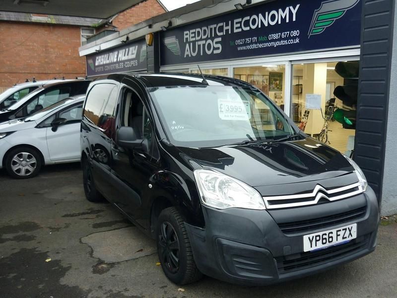 Black Used 2016 Citroën Berlingo | £3,995 (Fair price) - Image 1/4