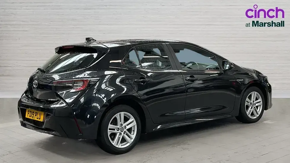 Used Toyota Corolla 122 HP (89 kW) 2019 Black