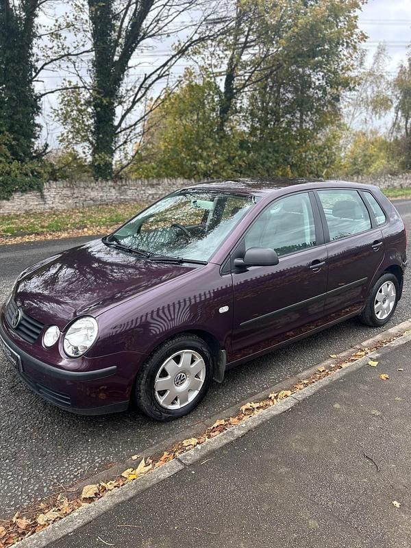 Used VW Polo 75 HP (55 kW) 2003 Red Hatchback