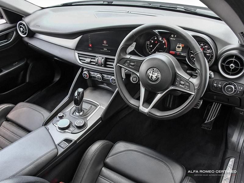 Used Alfa Romeo Giulia Veloce 276 HP (202 kW) 2019 Grey Sedan