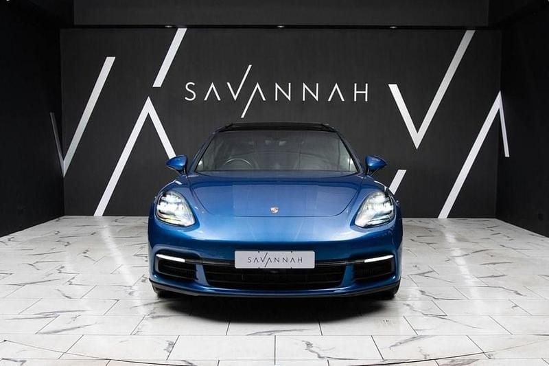 Used Porsche Panamera 462 HP (339 kW) 2018 Blue Hatchback