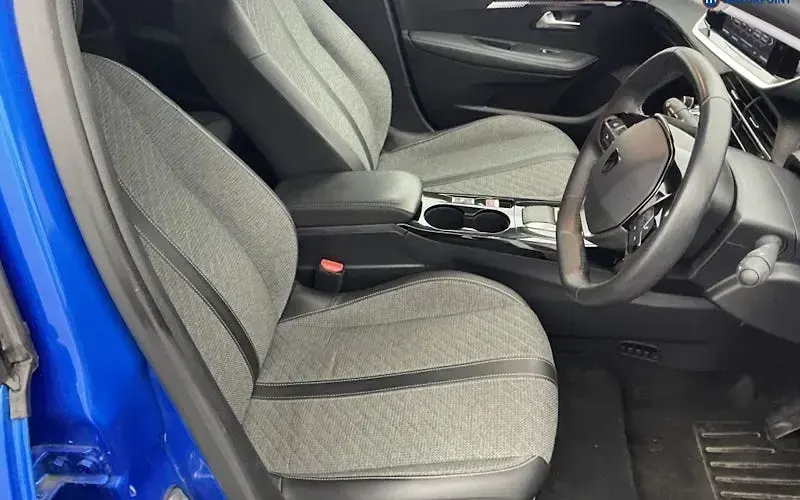Used Peugeot e-208 Style 100 kW (137 HP) 2023 Blue Hatchback