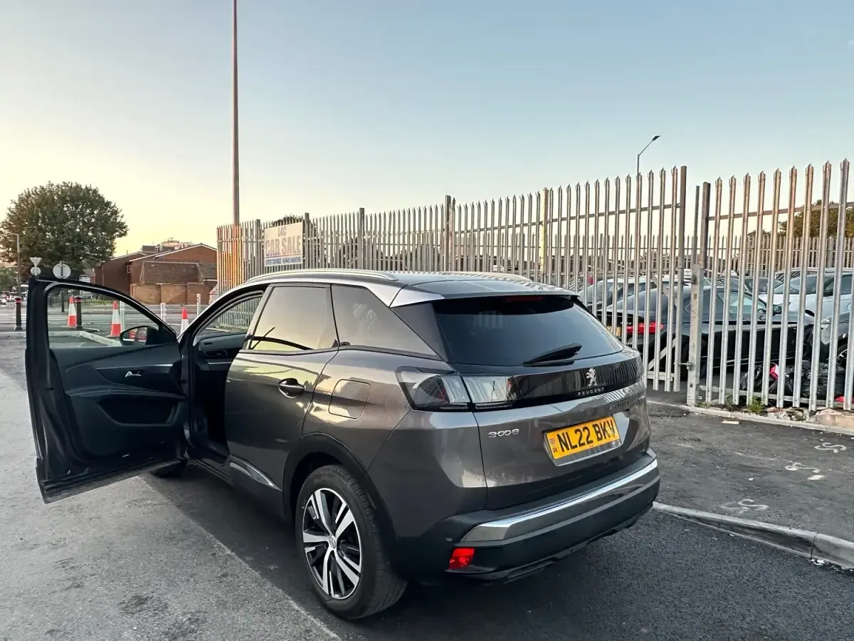 Used Peugeot 3008 Allure Premium 2022 Grey SUV