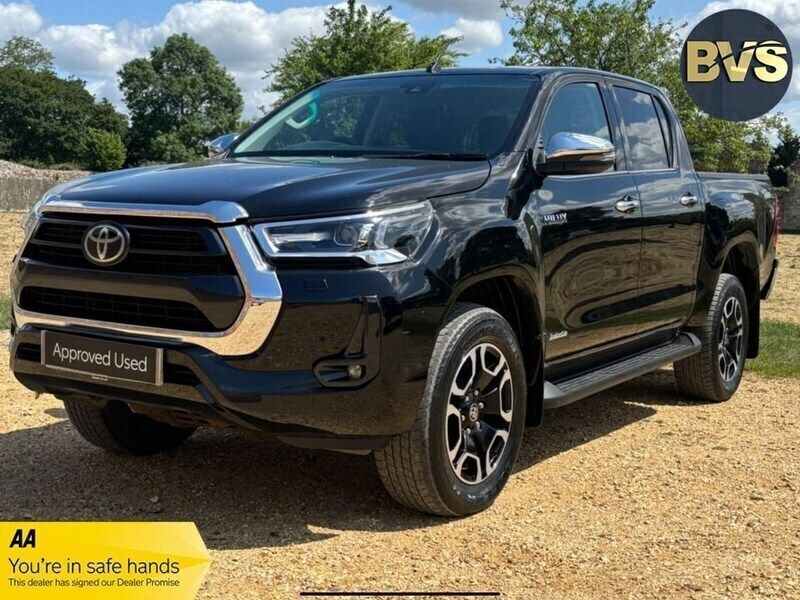 Black Used 2021 Toyota HiLux Pickup | £21,950 (Super price) - Image 1/4