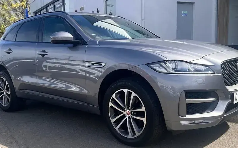 Used Jaguar F-Pace R-Sport 180 HP (132 kW) 2020 SUV