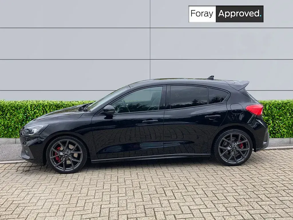 Used Ford Focus ST 187 HP (137 kW) 2020 Black Hatchback