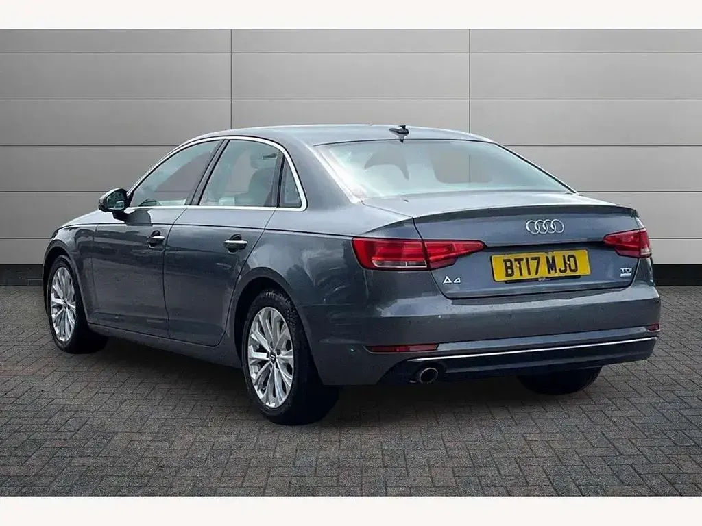 Used Audi A4 S-Line 150 HP (110 kW) 2017 Grey Sedan
