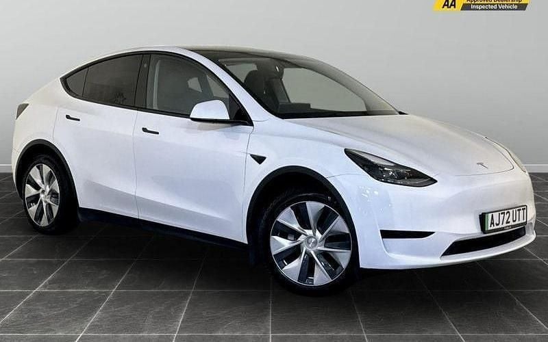 Used 2023 Tesla Model Y SUV | £21,495 (Good price) - Image 1/2