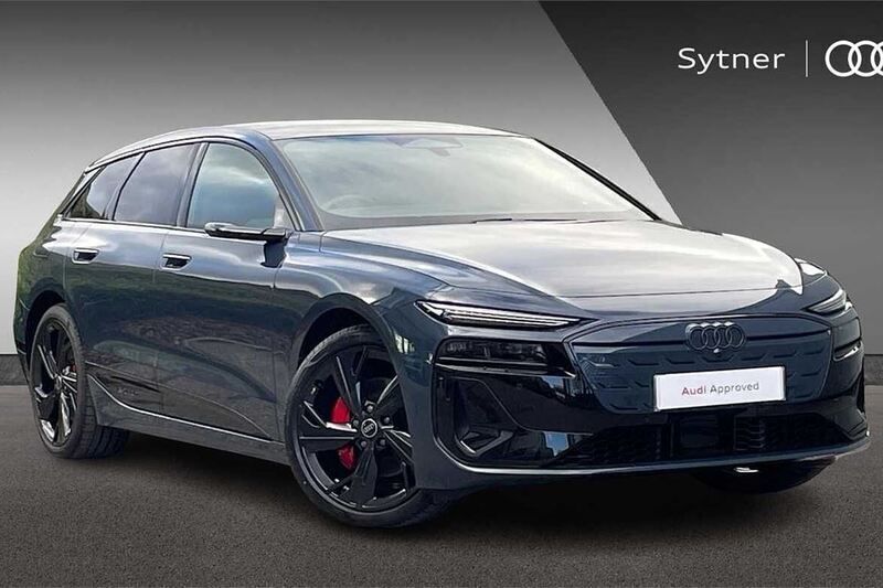 Blue Used 2025 Audi e-tron Performance SUV | £62,500 - Image 1/4