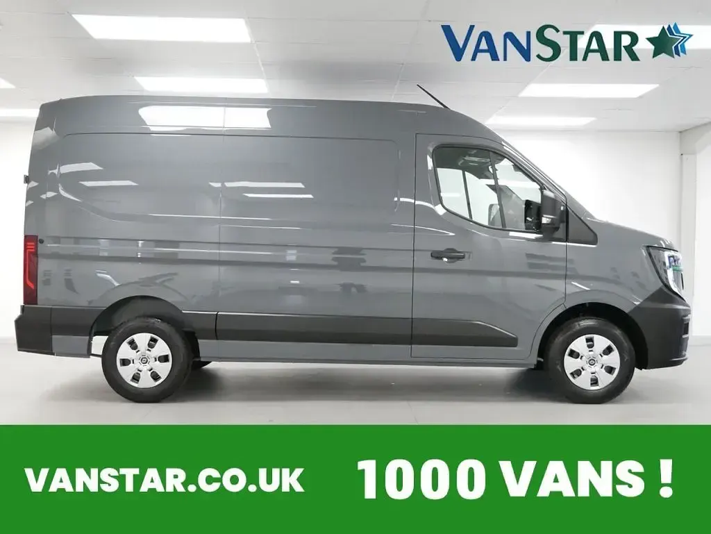 New Renault Master 130 HP (95 kW) 2026 Grey MPV