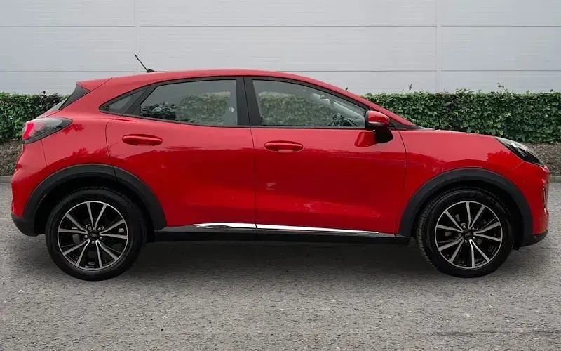 Begagnad Ford Puma Titanium 125 HK (91 kW) 2020 Röd SUV