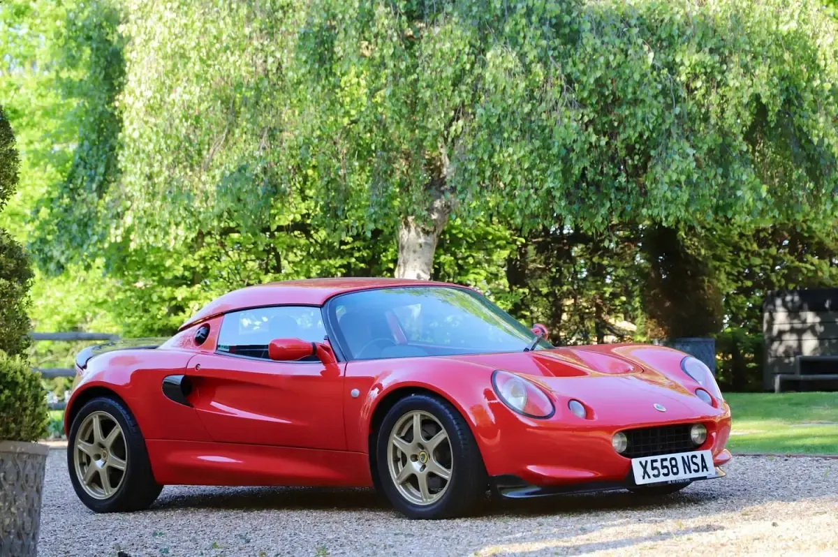 Used Lotus Elise 2000 Red Cabriolet