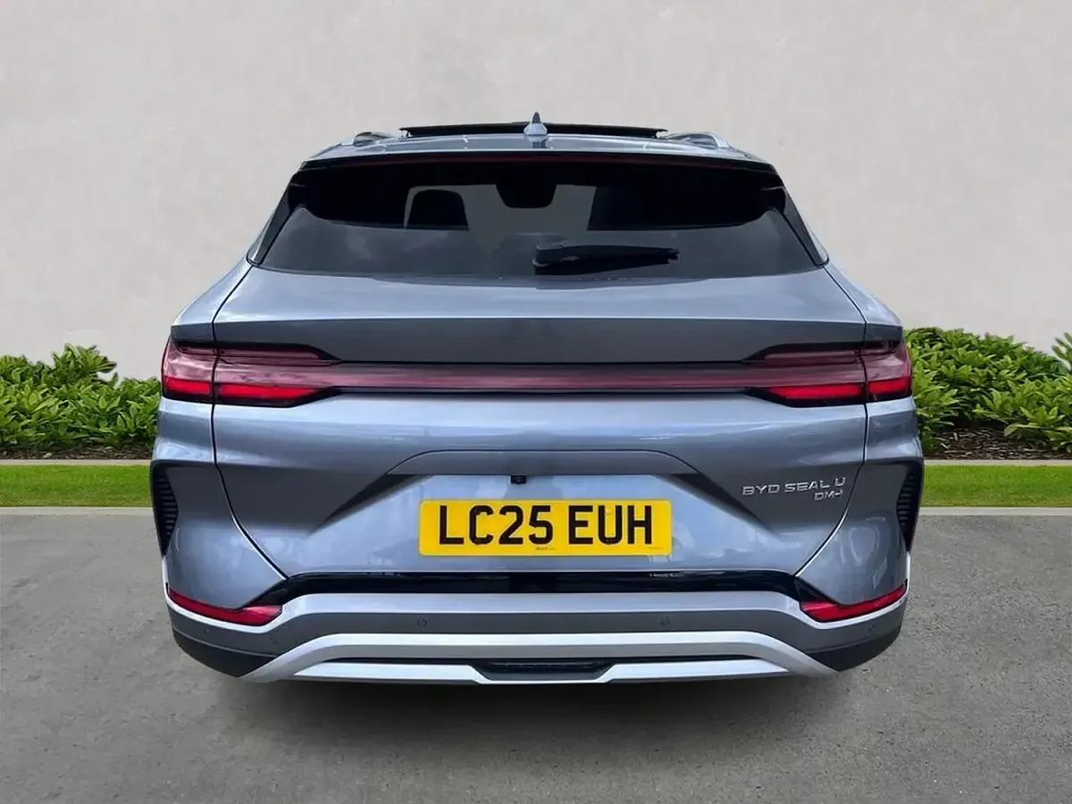 Used BYD Seal U Comfort 324 HP (238 kW) 2025 Grey SUV