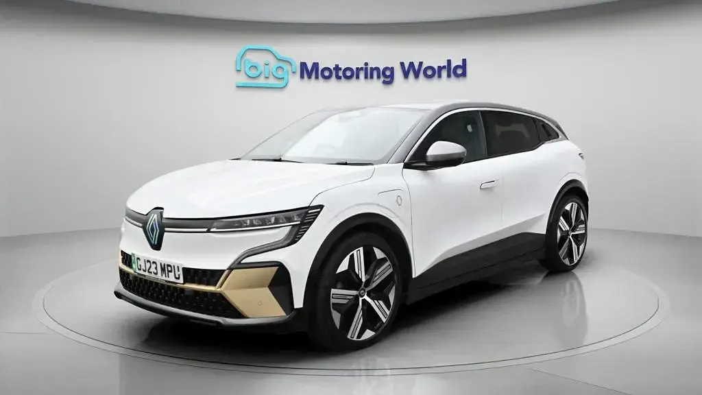 Used Renault Megane E-Tech Iconic 161 kW (220 HP) 2023 Hatchback