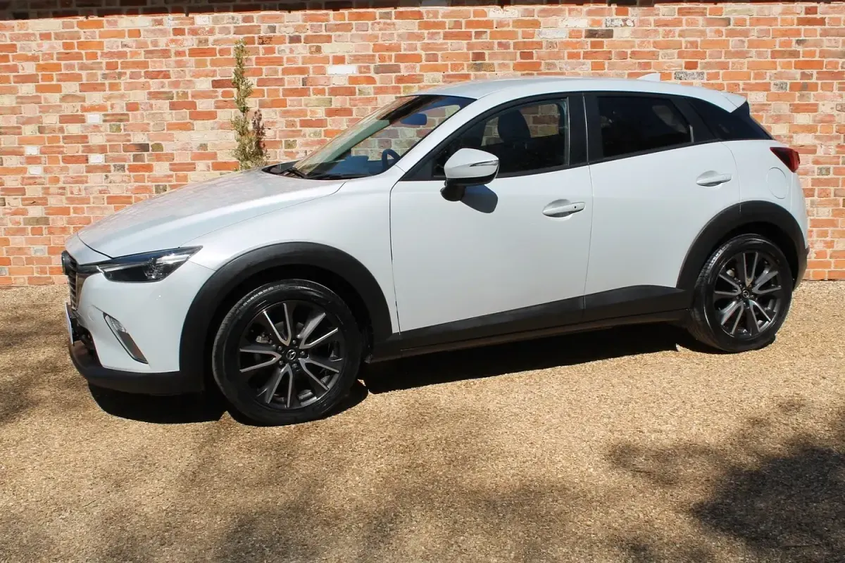 Used Mazda CX-3 Touring 105 HP (77 kW) 2015 Pearl white SUV