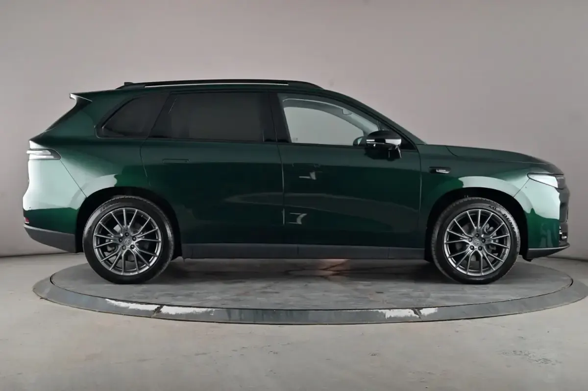 Usado Leapmotor C10 160 kW (218 HP) 2025 Verde SUV