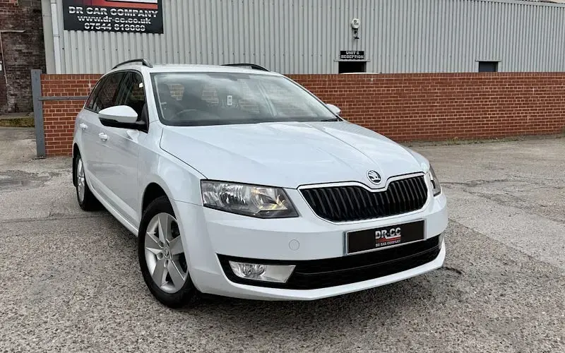 Used Skoda Octavia SE 110 HP (80 kW) 2016 Estate
