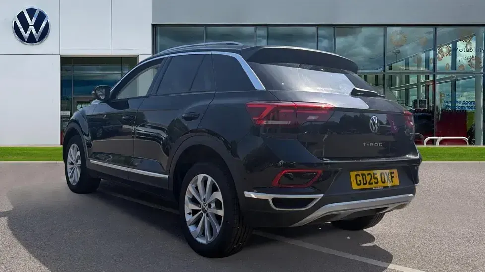 Used VW T-Roc Style 150 HP (110 kW) 2025 Black SUV