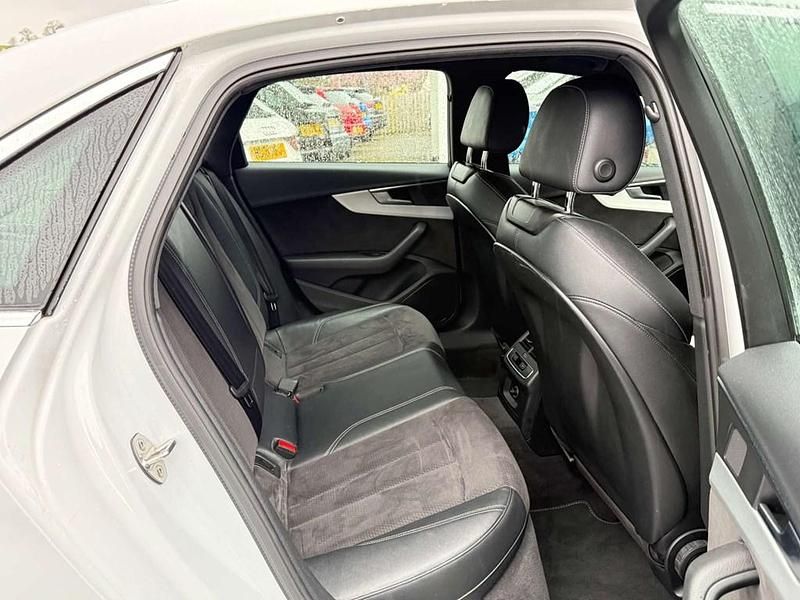 Used Audi A4 S-Line 190 HP (139 kW) 2019 White Sedan