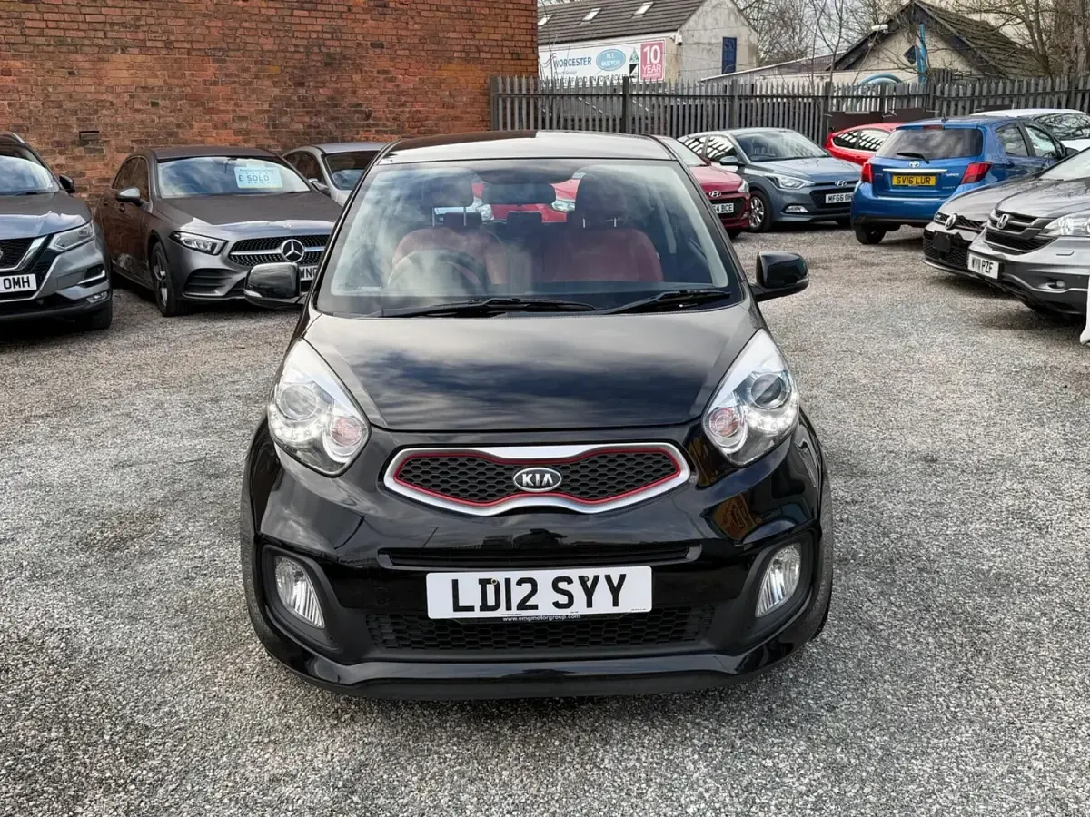 Used Kia Picanto 84 HP (61 kW) 2012 Black Hatchback