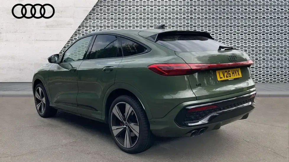 Used Audi Q5 Comfort 204 HP (150 kW) 2026 Green SUV