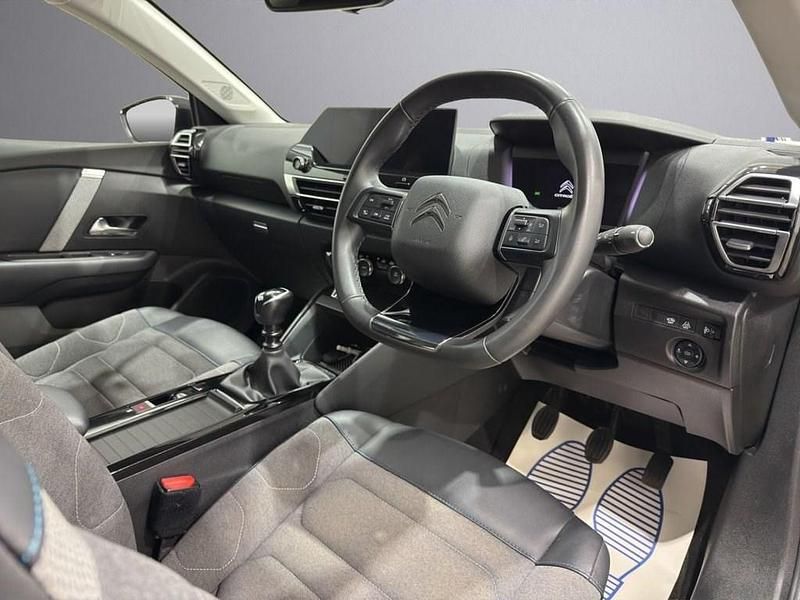 Used Citroën C4 PureTech 130 HP (95 kW) 2022 Black Hatchback