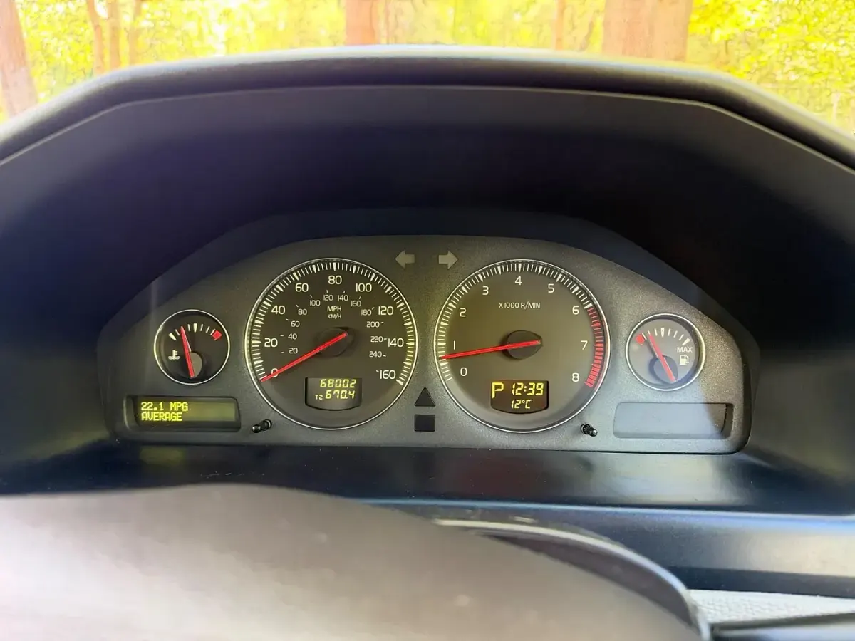 Used Volvo S60 SE 180 HP (132 kW) 2005 Green Sedan