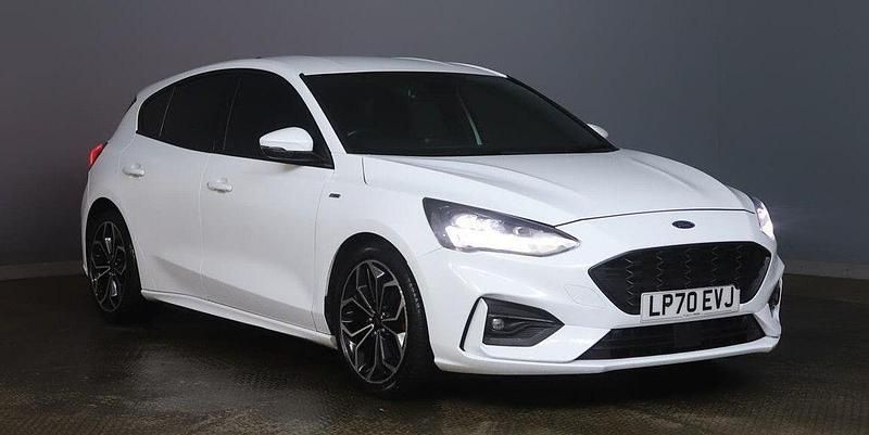 Used Ford Focus ST-Line X 2021 White Hatchback