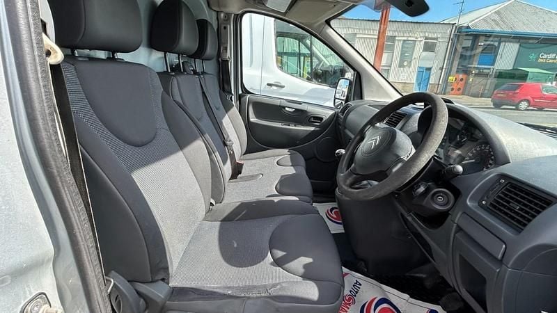 Used Citroën Dispatch 90 HP (66 kW) 2016 Silver MPV
