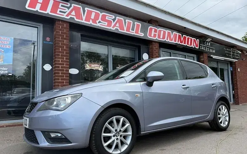Usado Seat Ibiza SE Technology 90 HP (66 kW) 2017 Citadino