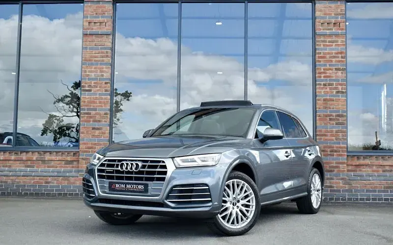 Used Audi Q5 S-Line 190 HP (139 kW) 2020 SUV