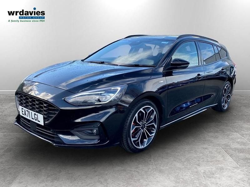 Used Ford Focus ST-Line X 120 HP (88 kW) 2021 Agate black Estate