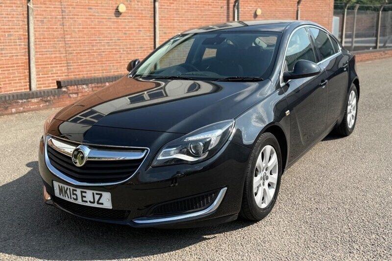 Black Used 2015 Vauxhall Insignia S Hatchback | £2,995 (Good price) - Image 1/1