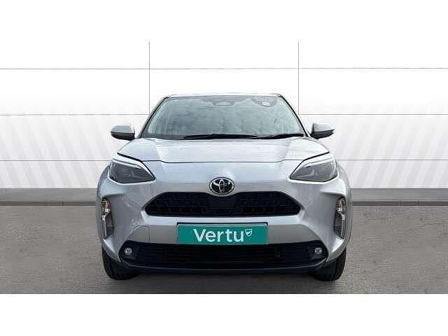 Used Toyota Yaris Cross 113 HP (83 kW) 2024 Silver SUV