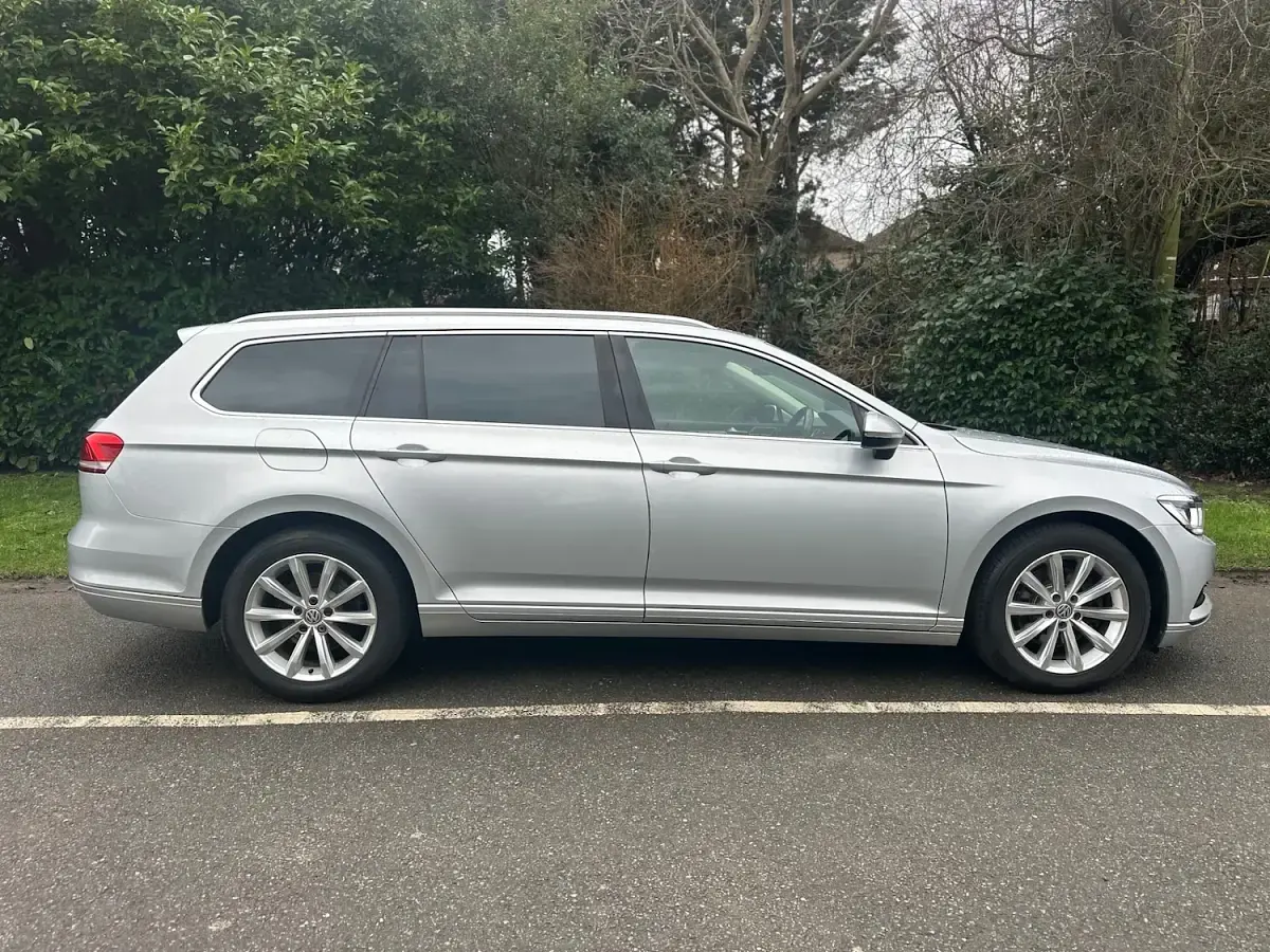 Used VW Passat Business 150 HP (110 kW) 2019 Silver Estate