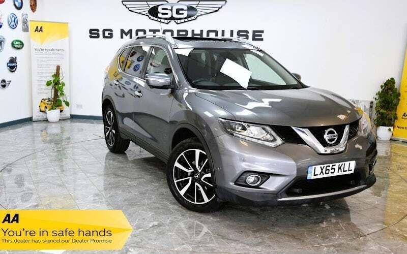 Grey Used 2015 Nissan X-Trail Tekna SUV | £10,985 (Fair price) - Image 1/4