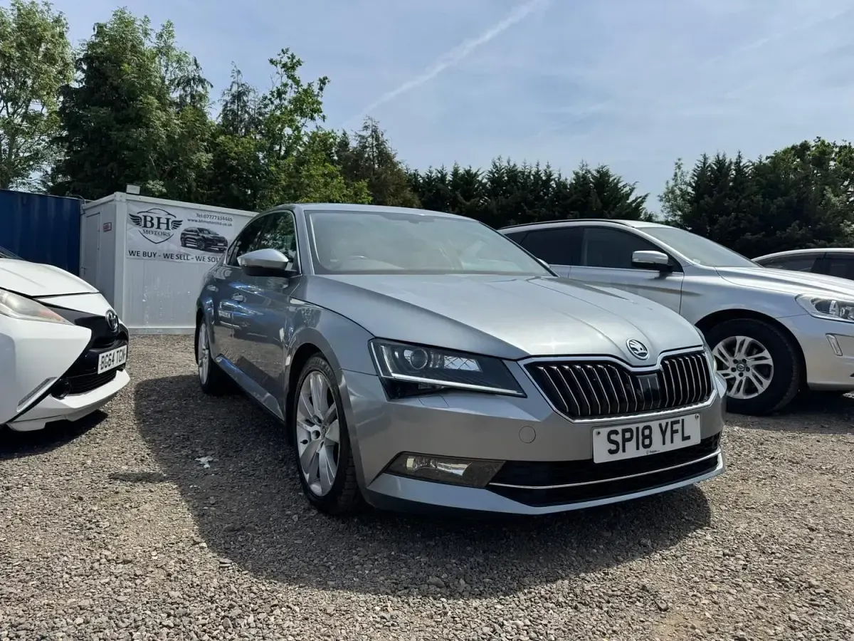 Used Skoda Superb SE L Executive 190 HP (139 kW) 2018 Grey Hatchback