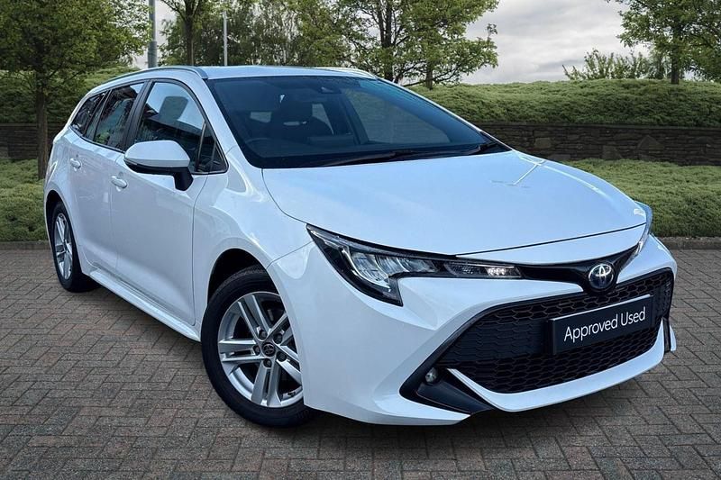 White Used 2022 Toyota Corolla Estate | £19,985 - Image 1/4