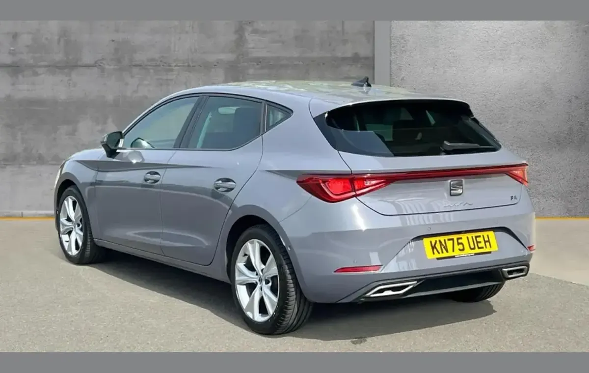 Used Seat Leon FR 147 HP (108 kW) 2025 Grey Hatchback