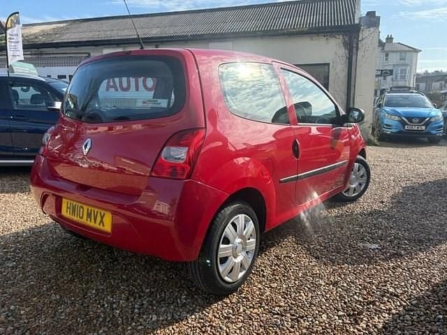 Usado Renault Twingo Expression 60 HP (44 kW) 2010 Vermelho Citadino