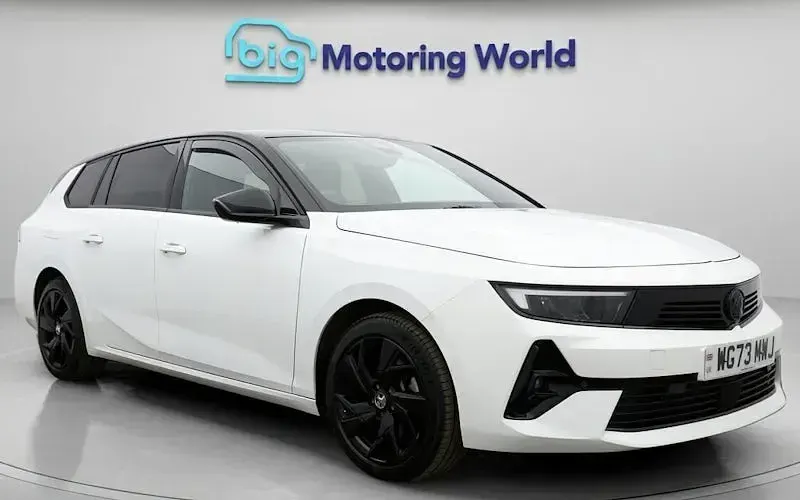 Used Vauxhall Astra 131 HP (96 kW) 2026 Estate
