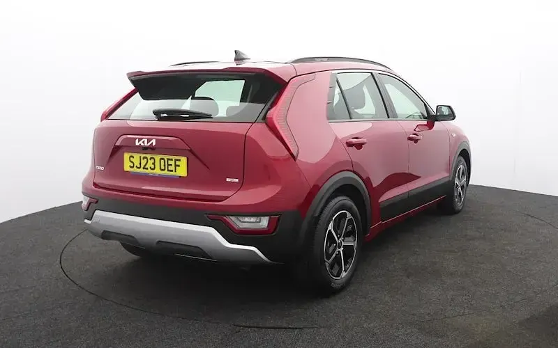 Used Kia Niro 141 HP (103 kW) 2023 Red SUV